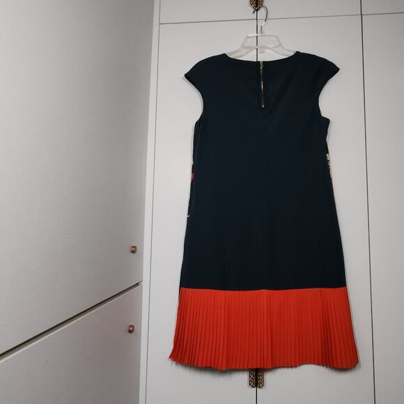 Ted Baker Harleem Fourties Bloom Pleaded Dress Size 2 (6/US) - Picture 4 of 10